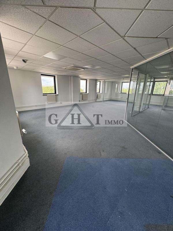 Bureaux 200 m² a vendre saint denis - photo 4
