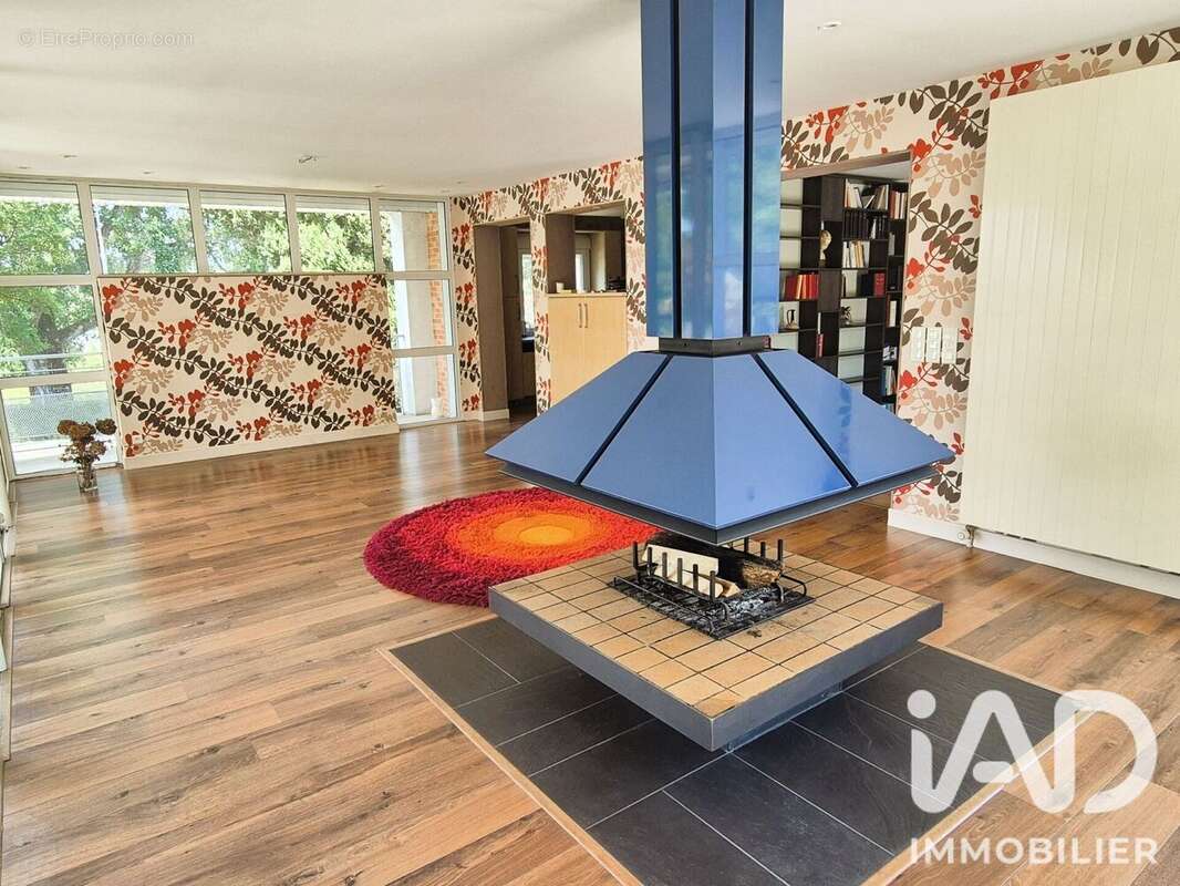 Maison 213 m² à Mazamet  - photo 4