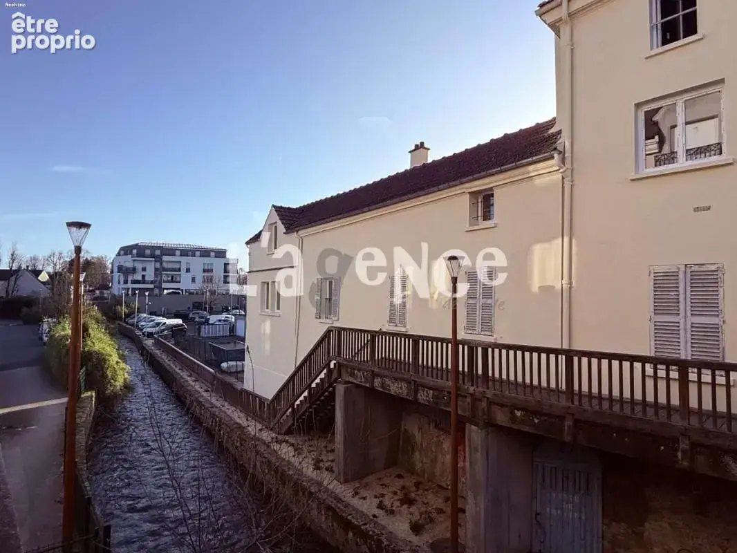 Appartement à CLAYE-SOUILLY