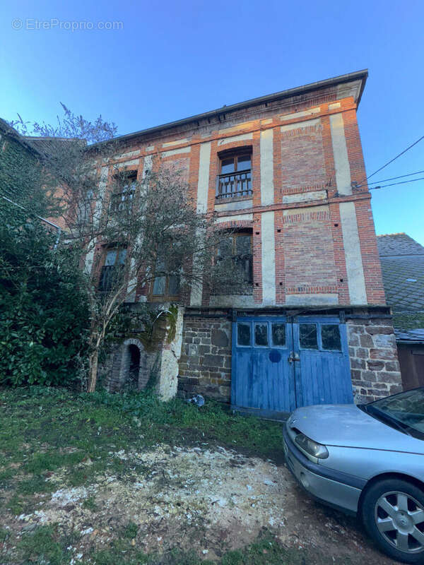 Appartement à MOULINS-LA-MARCHE