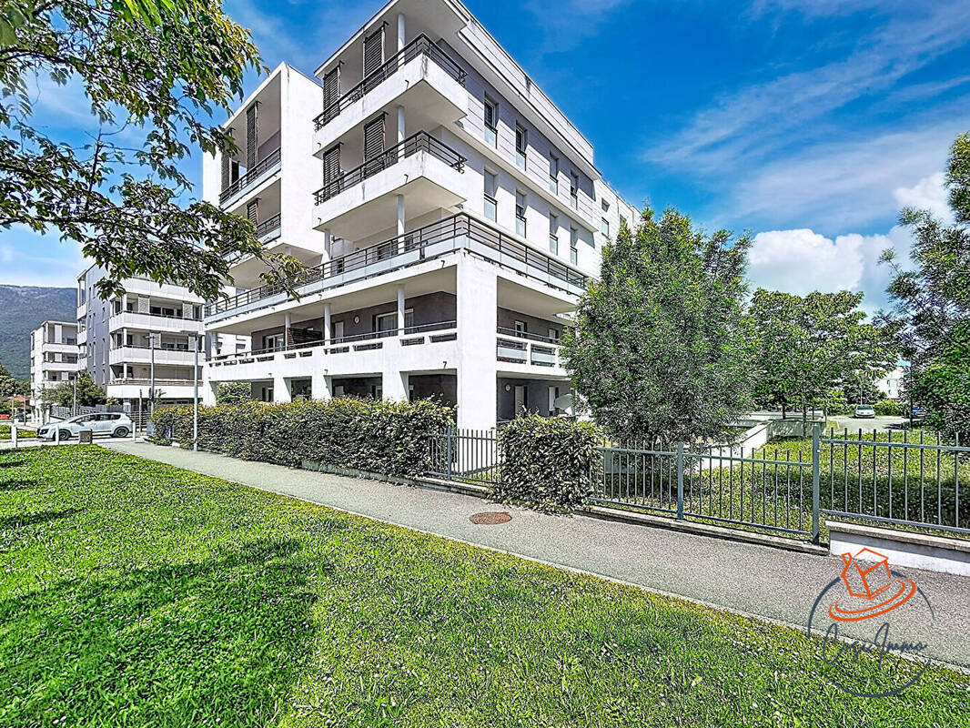 Appartement à SAINT-GENIS-POUILLY