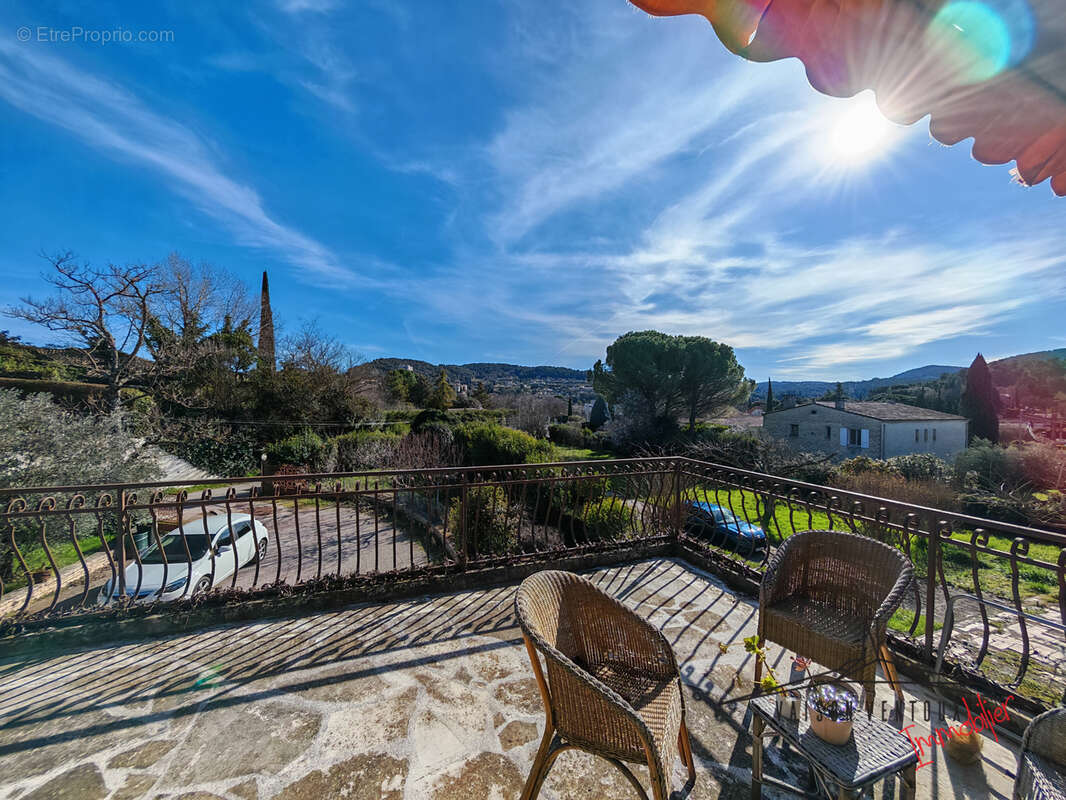 Maison à VAISON-LA-ROMAINE