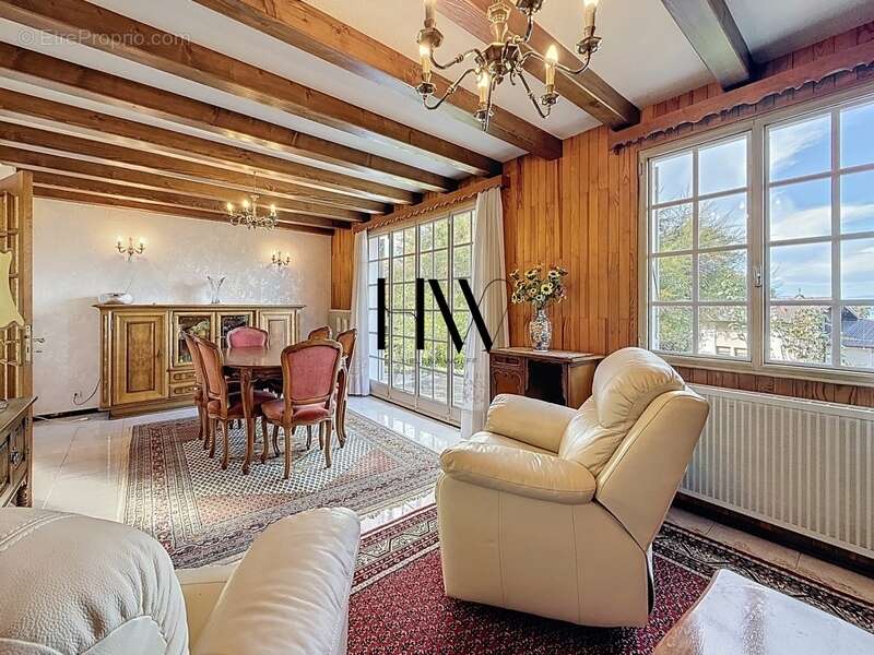 Maison à NEUVECELLE