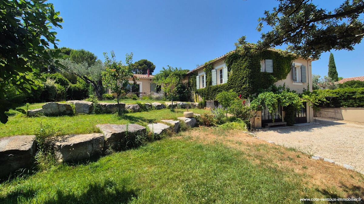 Maison à SARRIANS