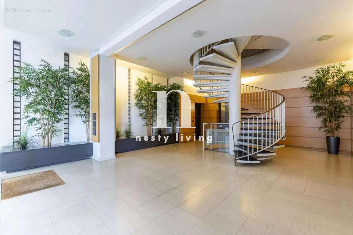 Appartement à PARIS-6E