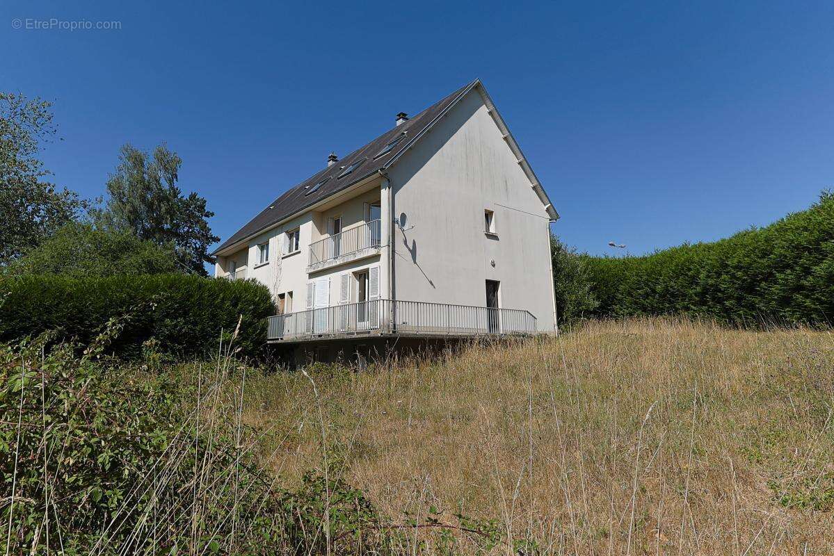 Maison - 128 m² - Isigny-le-Buat (50) - photo 11