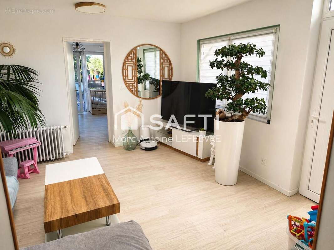 Photo 2 - Appartement à WATTIGNIES