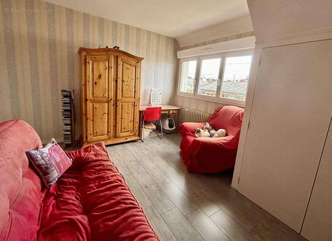 IMMACULEE BOURG- garage - jardin- 101 m2 - photo 7