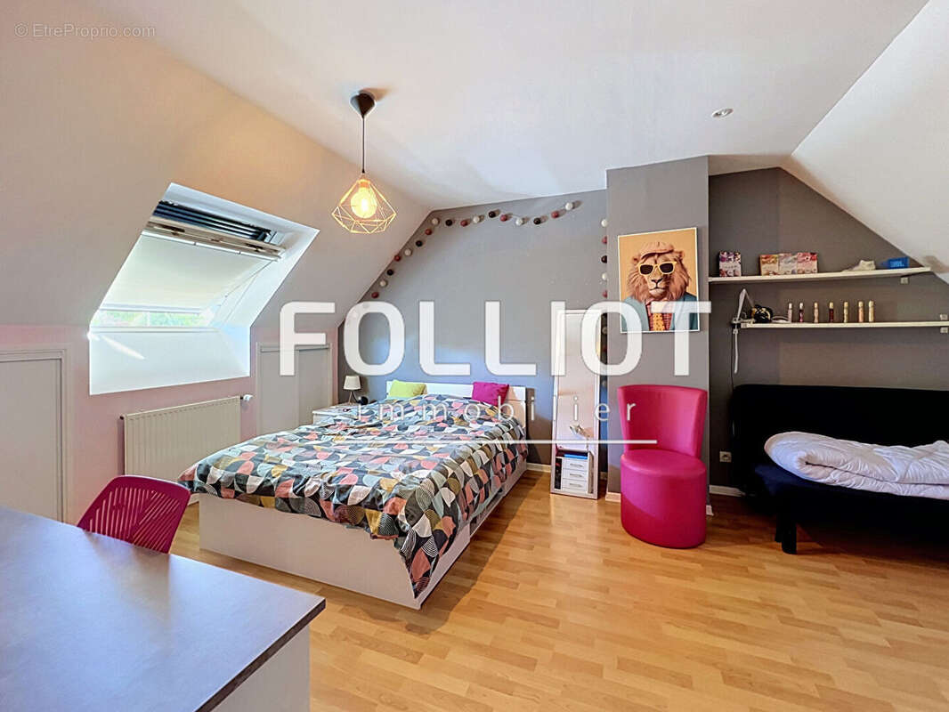 A VENDRE - Maison 4 pièces à Lécousse - 124 m² - photo 7