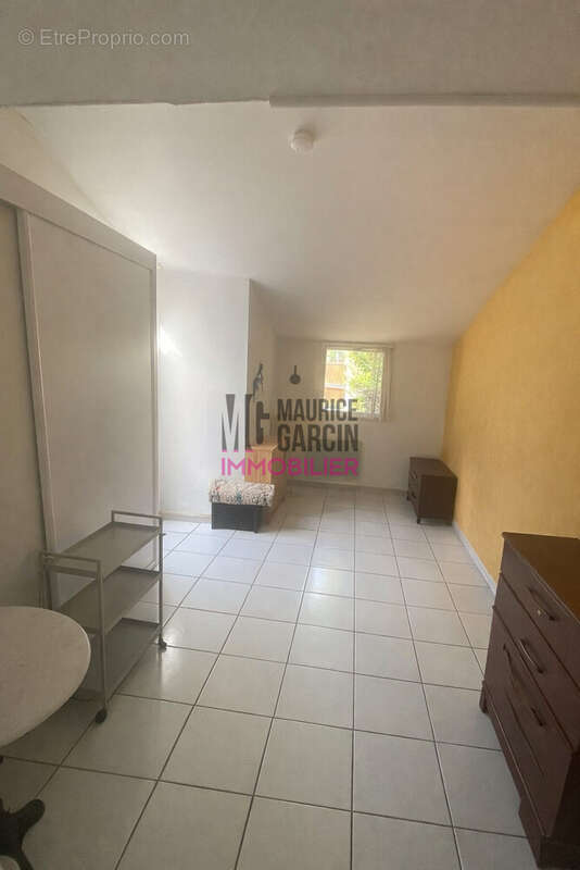 Maison à MORIERES-LES-AVIGNON