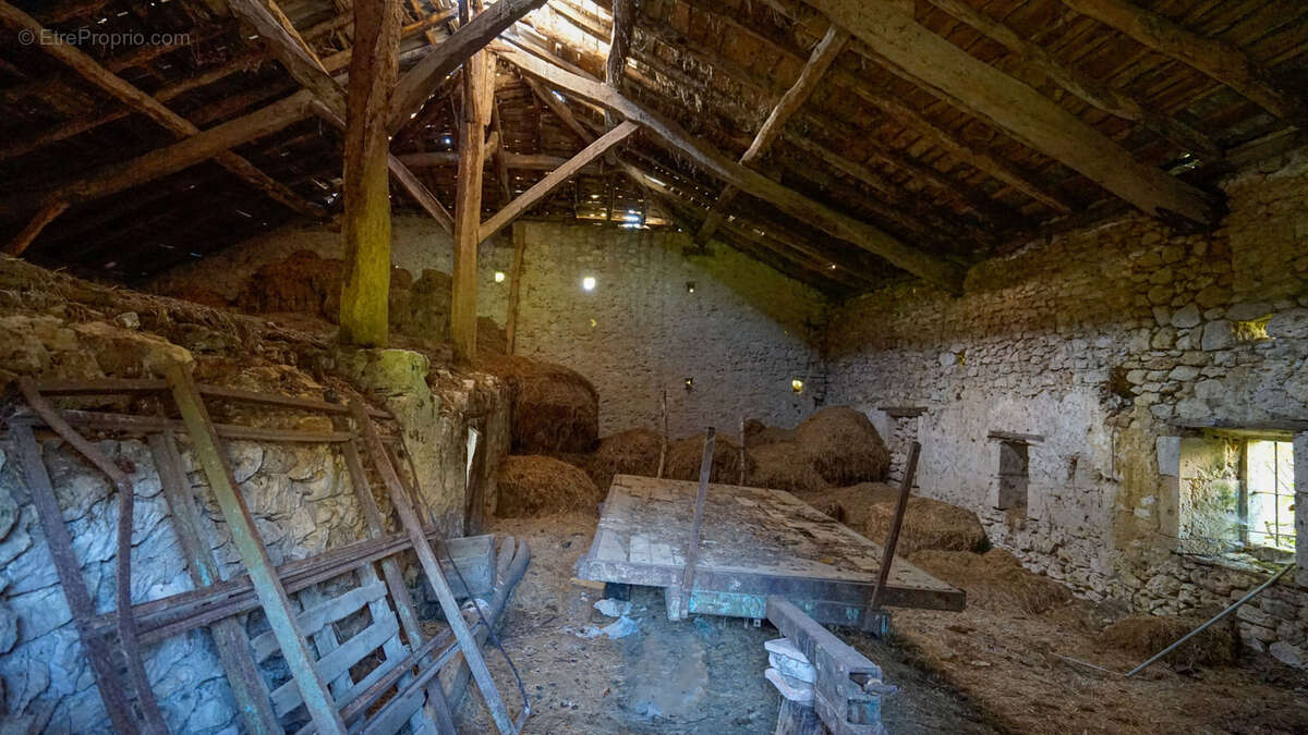 Maison à BOURG-DE-VISA