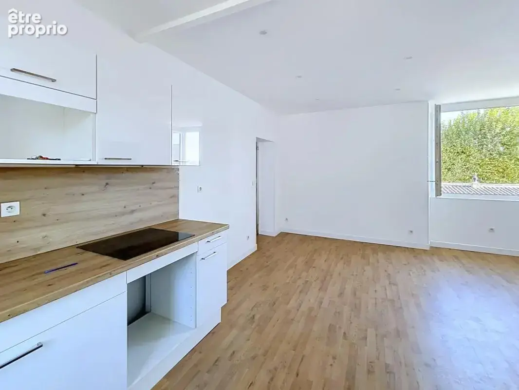 Peyruis – Bel appartement rénové au calme et sans vis-à-vis - photo 3