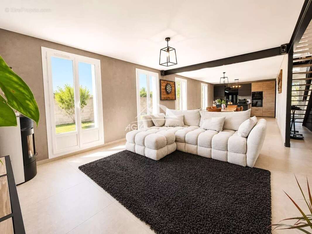 Saint Julien Les Rosiers, villa 4 chambres + piscine - photo 10
