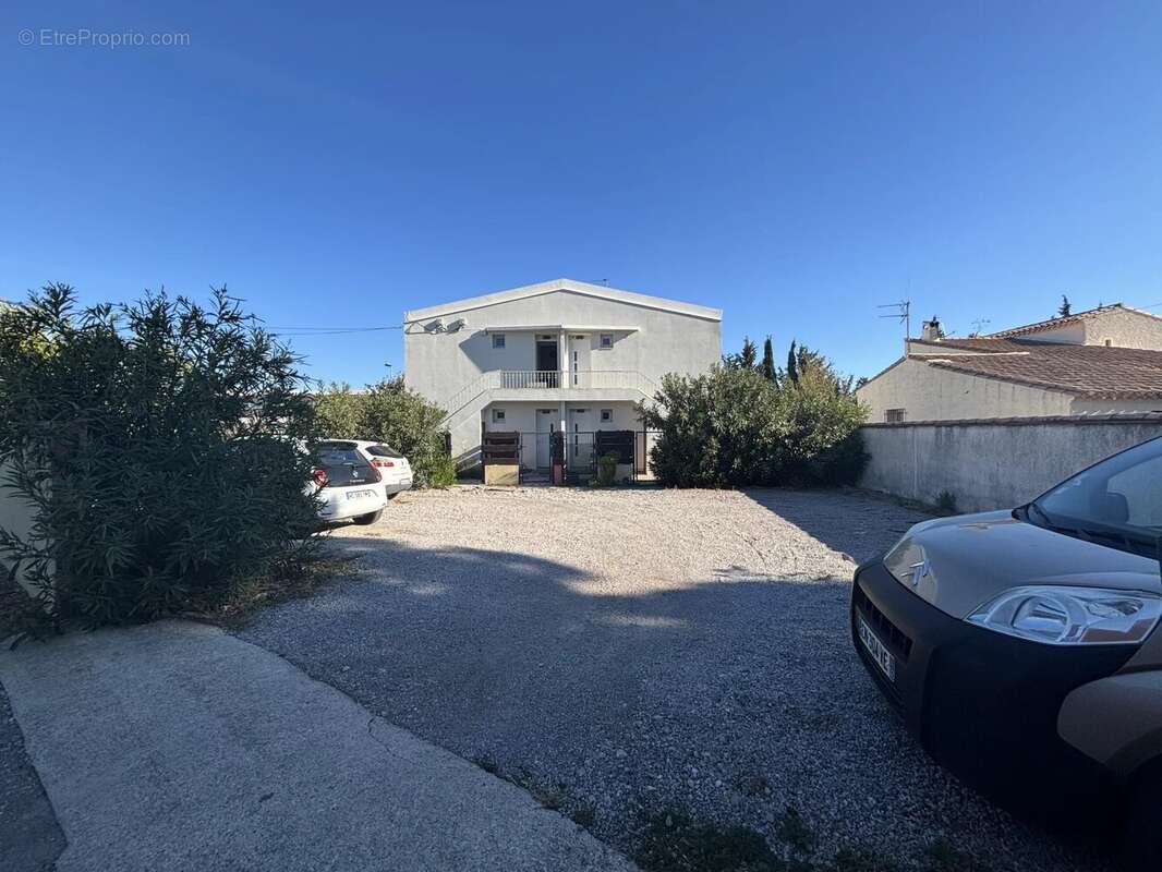 Appartement à LEZIGNAN-CORBIERES