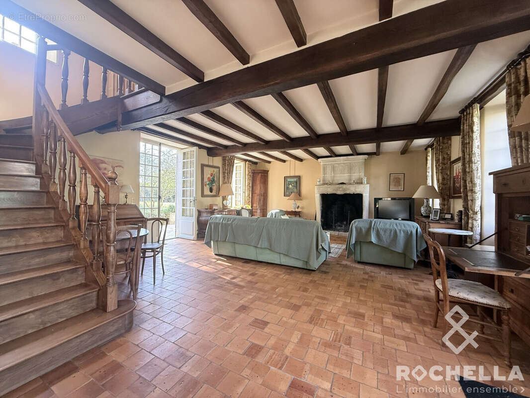Maison 252 m² à Fontenet  - photo 5