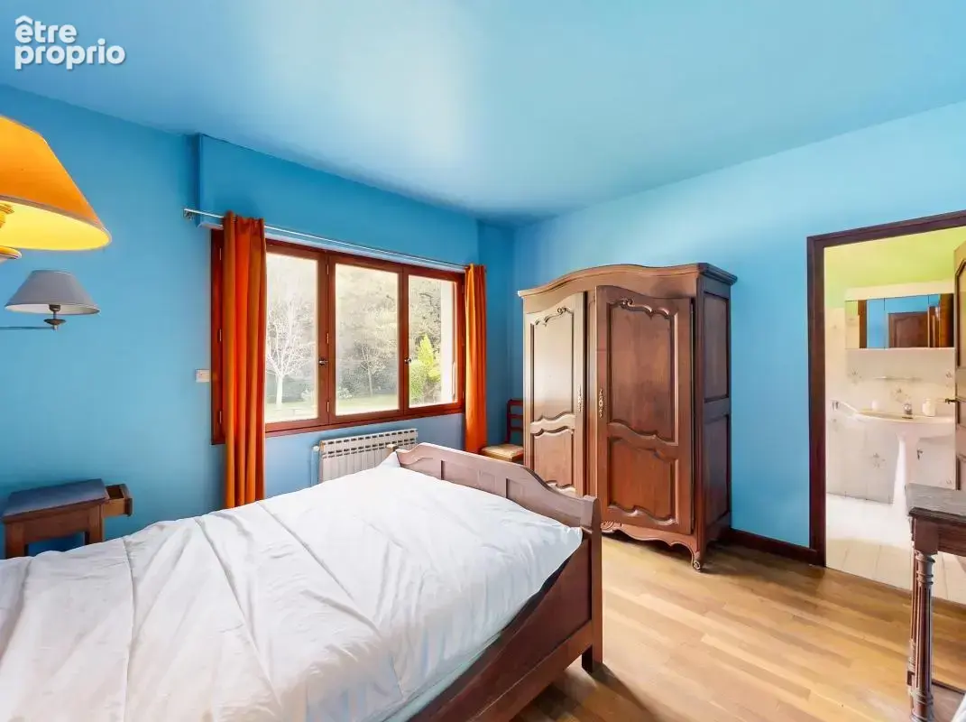 Maison T7 avec piscine et terrain - photo 11