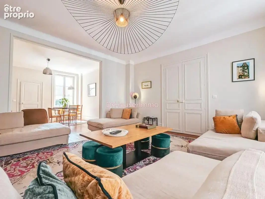 Maison 10 pièces 265 m² à vendre à Chateauroux (36000) - photo 10