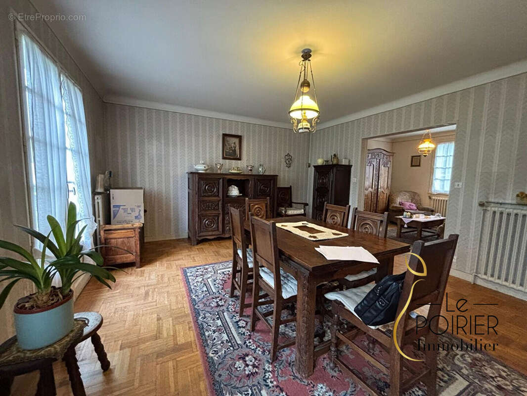 Maison à TREGUEUX