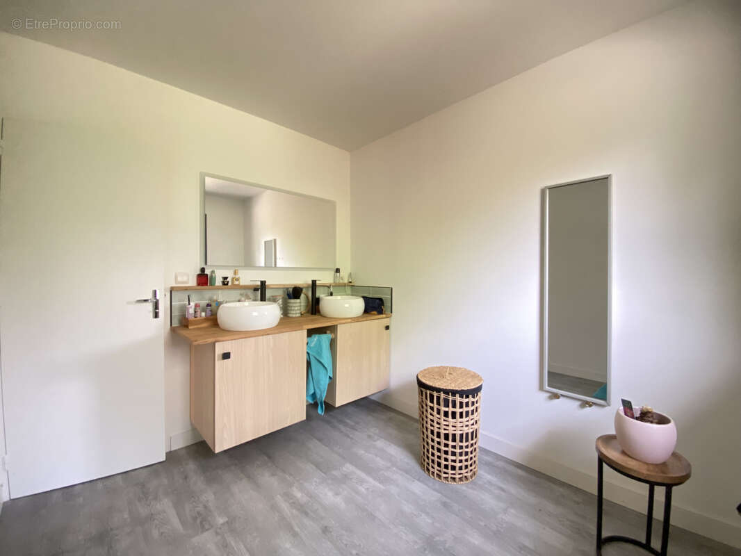 Maison à SEICHES-SUR-LE-LOIR