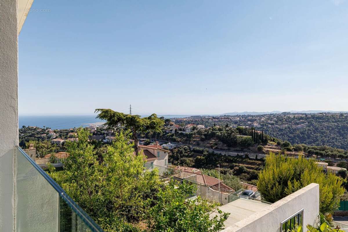 Villa californienne. nice  / saint pierre  / vue mer panoramiquede feric - photo 29