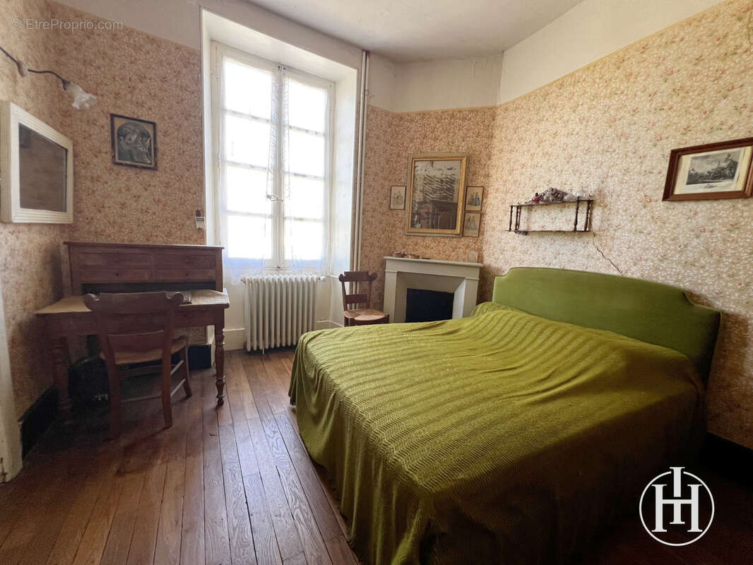 Maison à CERILLY