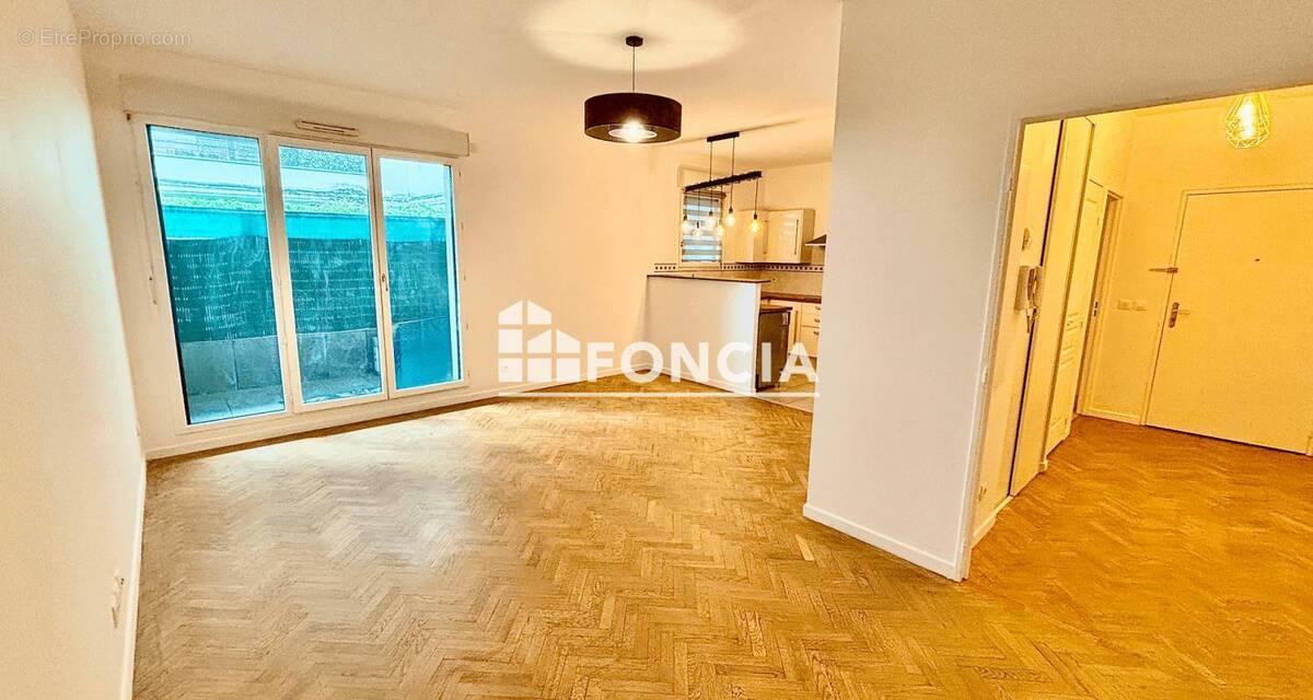 Appartement à ASNIERES-SUR-SEINE