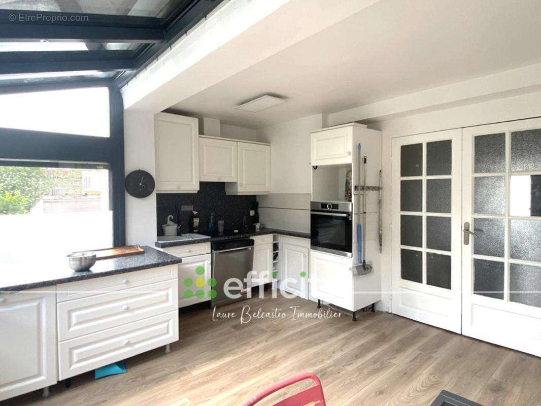 Appartement à BOISSY-SAINT-LEGER