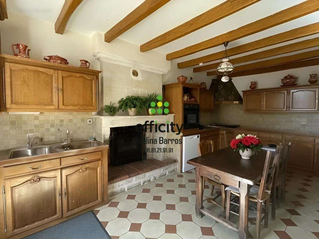 Maison 121 m² à Ranville-Breuillaud  - photo 5