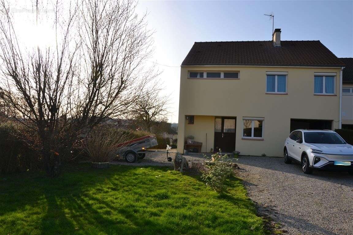 Maison à GACE