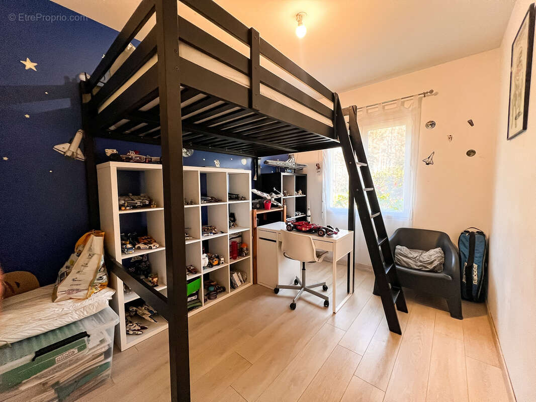 Maison à SAINT-JULIEN-EN-BORN