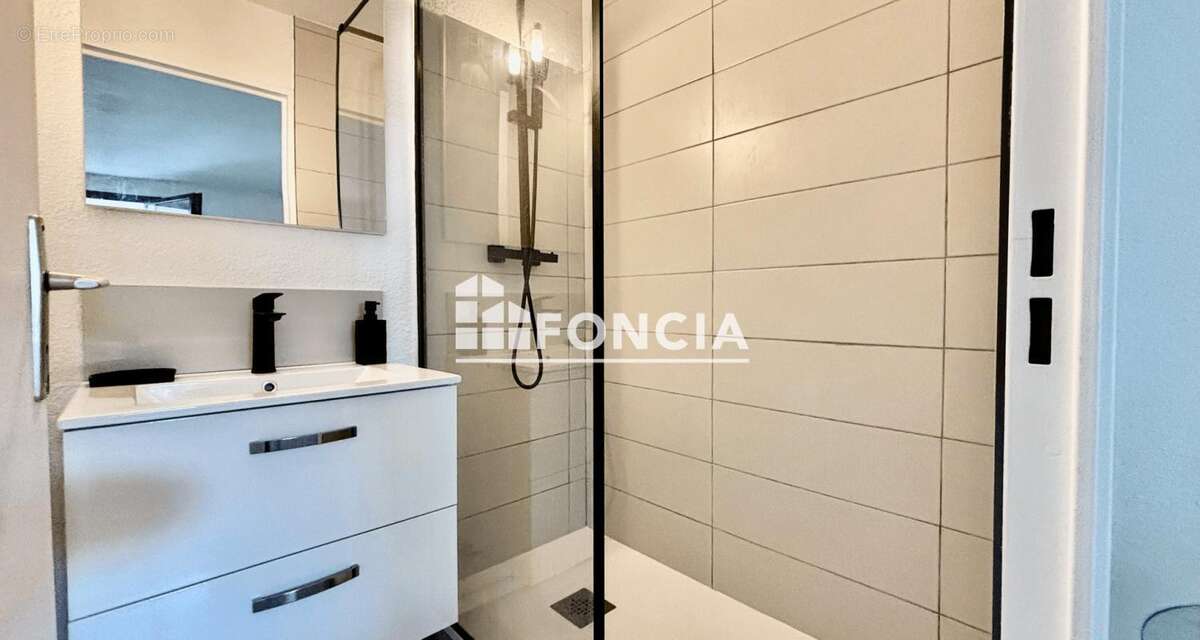 Appartement à SIX-FOURS-LES-PLAGES