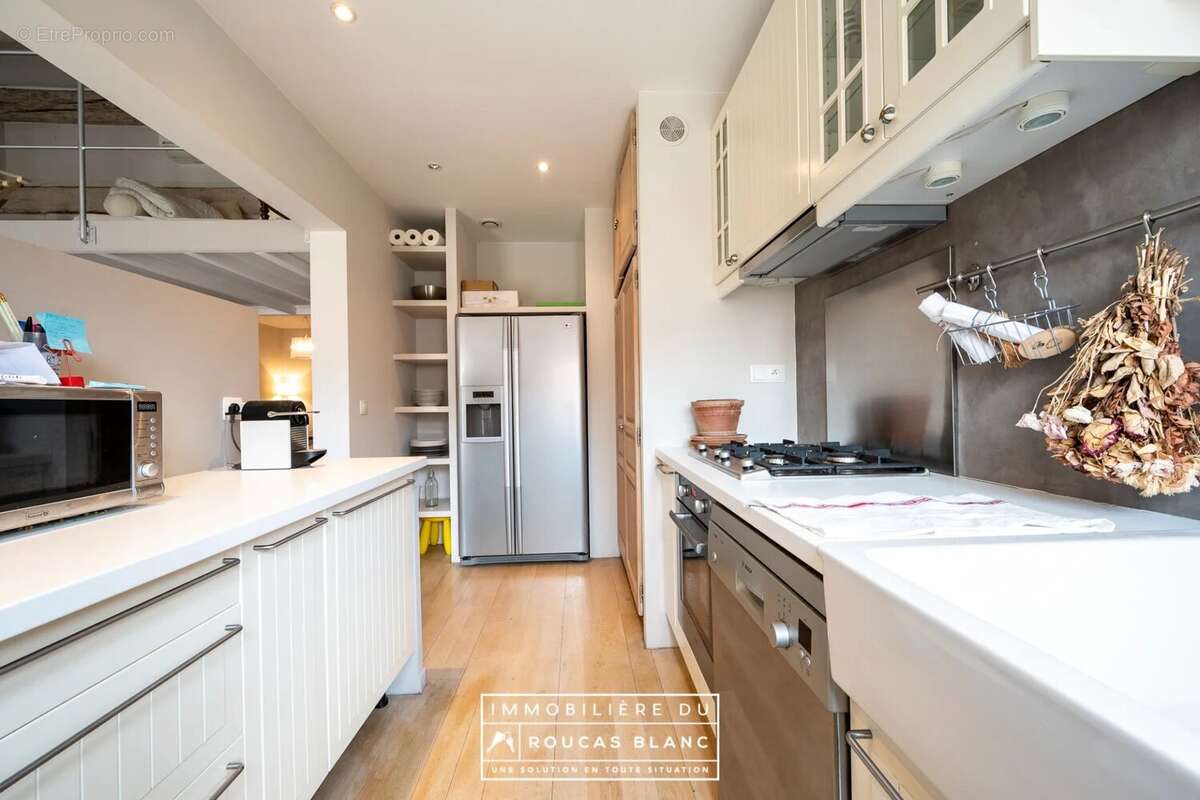 Appartement à MARSEILLE-1E