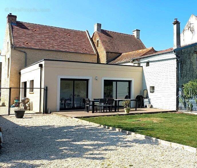 Maison à MOULT