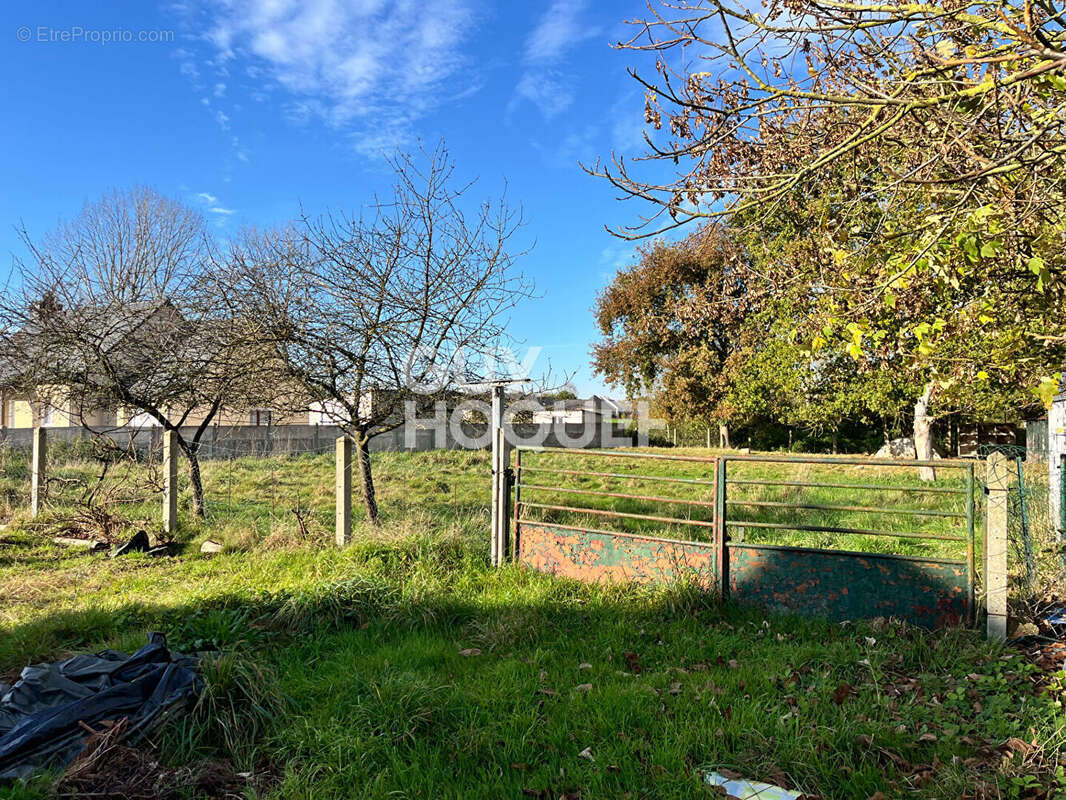 Terrain à PLOUASNE