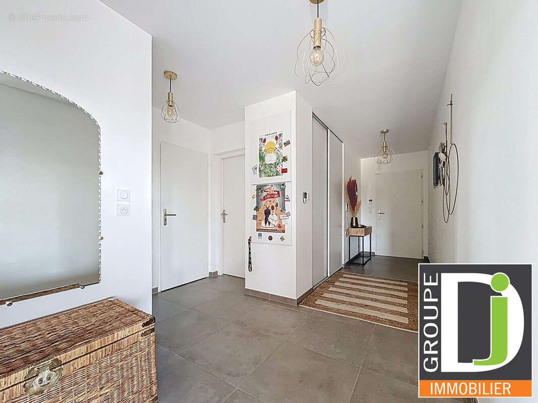 Appartement à ETOILE-SUR-RHONE