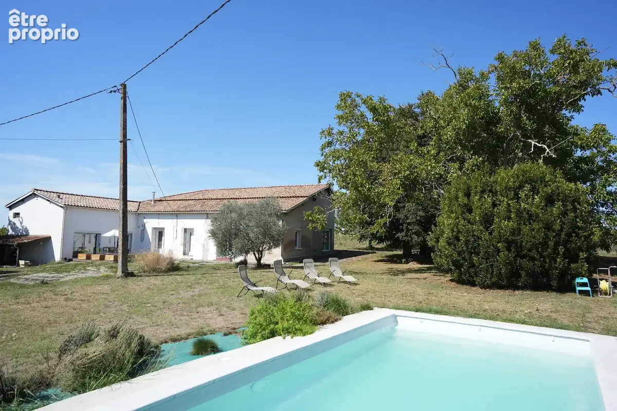 Maison à CALONGES