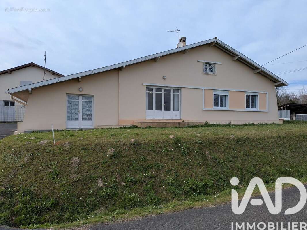 Photo 2 - Maison à TARNOS