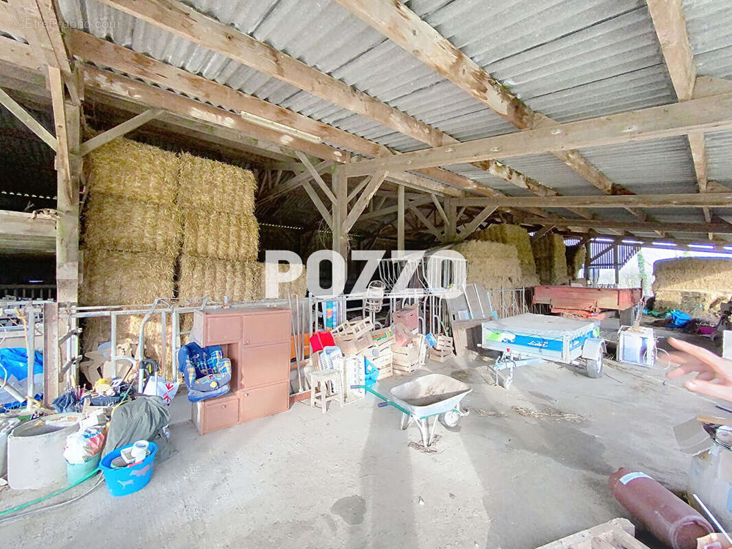 A VENDRE : Corps de ferme rénové alliant confort et modernité 137 m² - photo 17