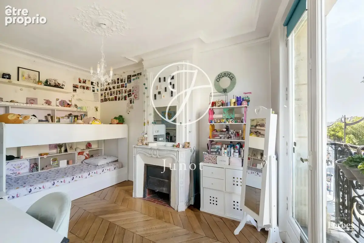Paris 9e - PLACE DE CLICHY - Appartement - 5 pièces - 105,22m² Carrez - 3 chambres - photo 10