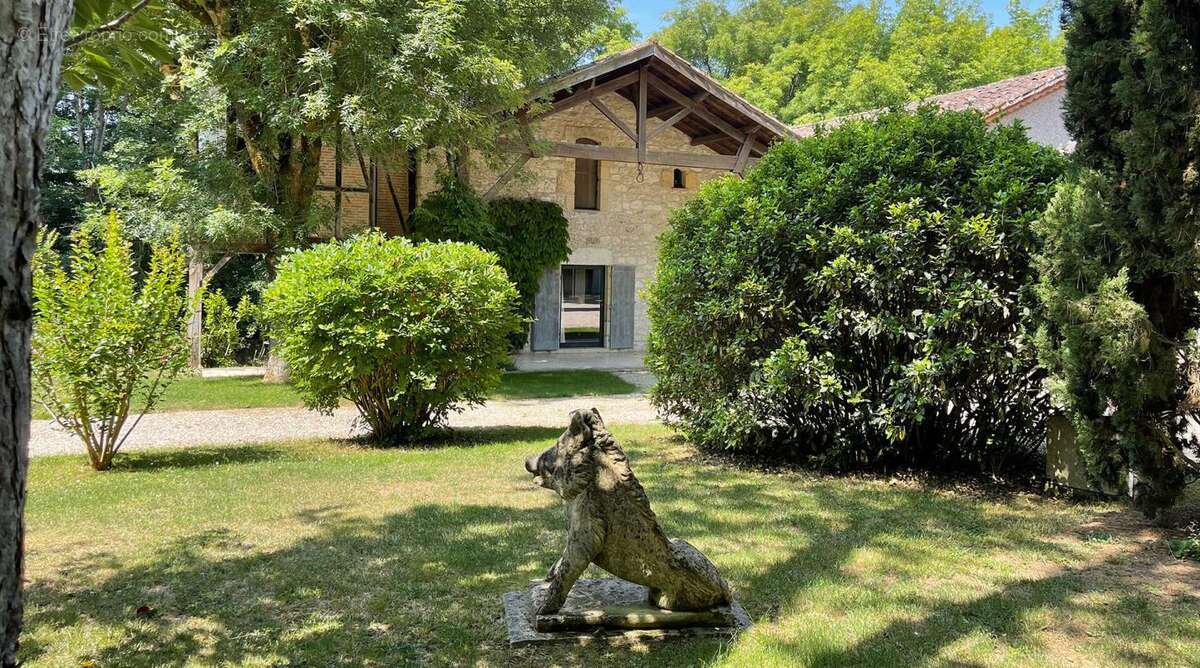 Maison à MONFLANQUIN