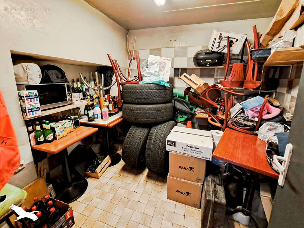 Commerce à MARSEILLE-9E