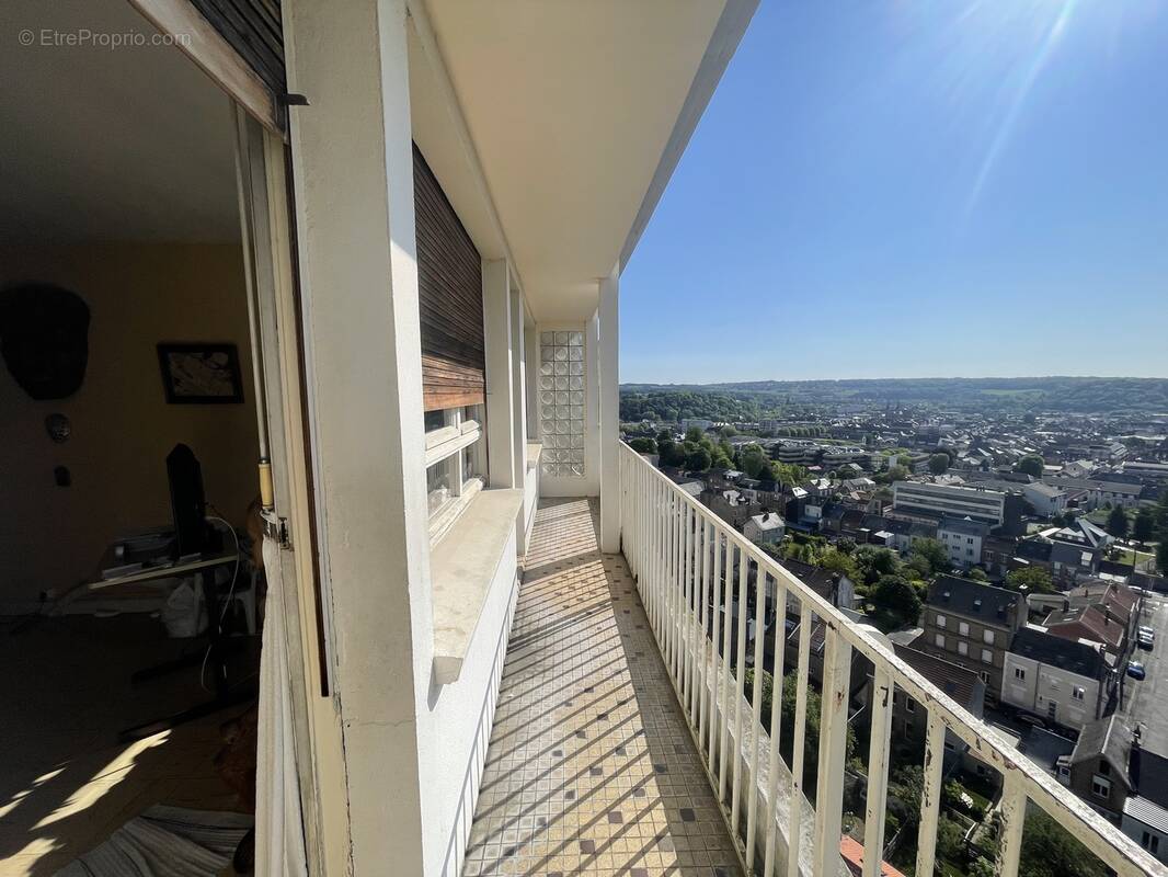 Appartement à CHARLEVILLE-MEZIERES