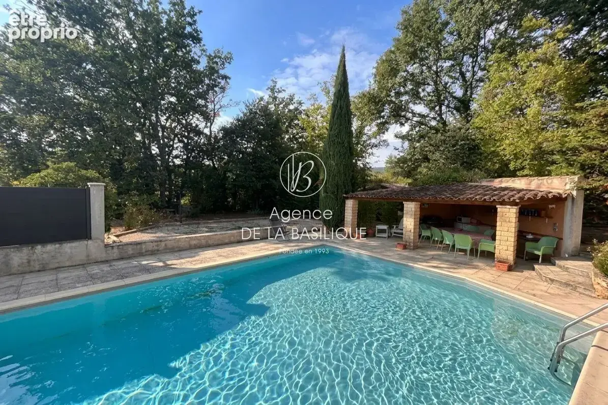 Maison 5 pièces 140 m² à vendre à Brue-Auriac (83119) - photo 5