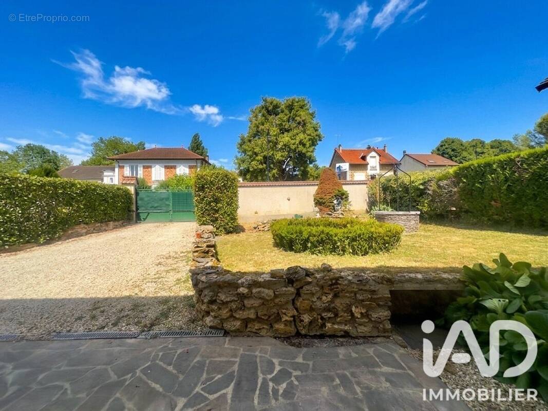 Photo 1 - Maison à YERRES