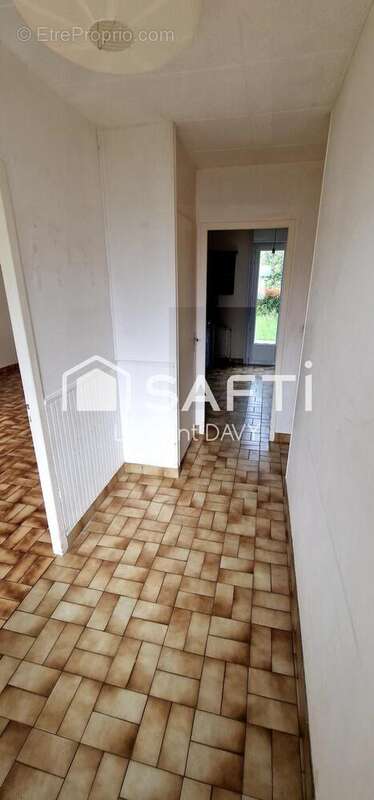 Maison 79 m² à Saint-Gervais-Du-Perron  - photo 2