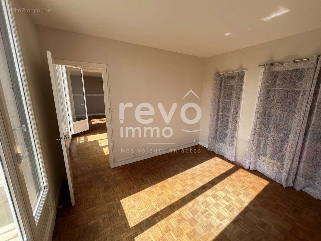 Appartement à VERSAILLES