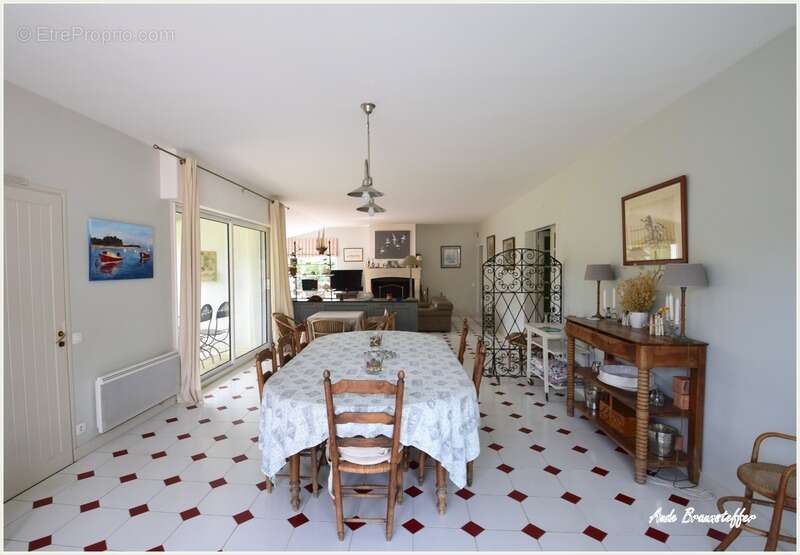Maison à vendre 9 pièces LES PORTES EN RE (17), 7 chambres, à 2' des plus belles plages - photo 5