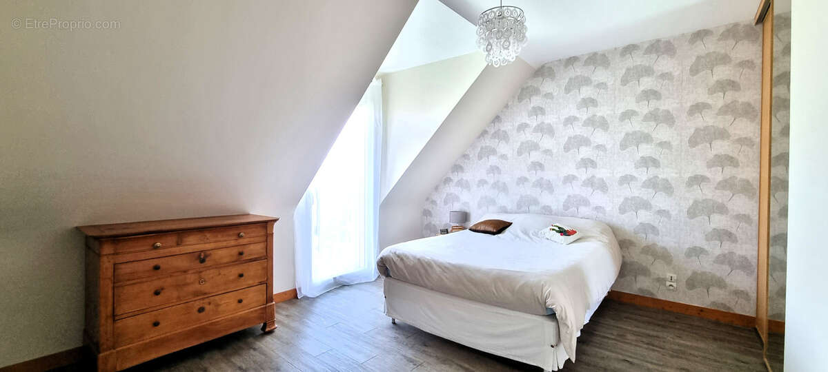 Belle maison de type 6 pièces proche du centre-bourg - photo 8