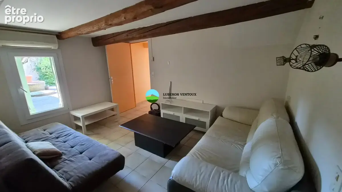 Mas composé de 2 habitations et un terrain constructible sur environ 2600m² - photo 5