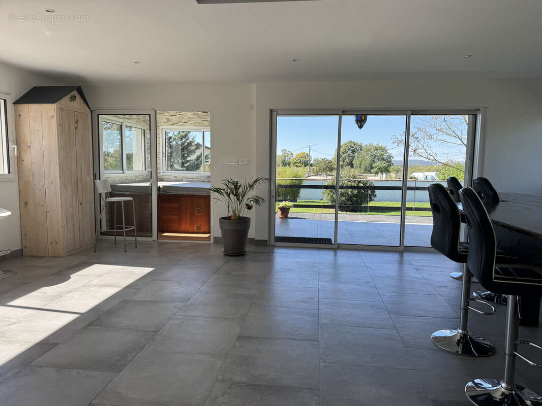 Maison à FONTENILLES